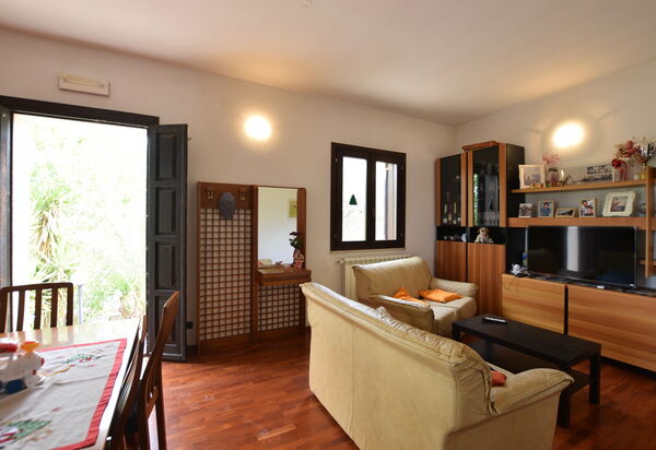 Villa Margi: Autunno, Estate, Primavera, Soggiorno