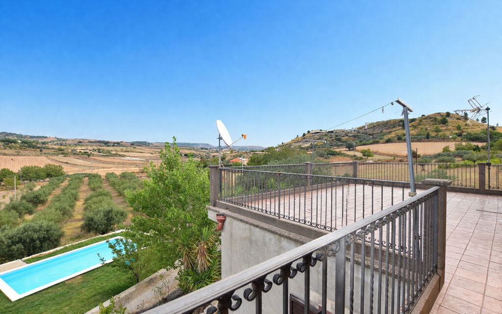 Villa Margi: Autumn, Pool, Spring, Summer