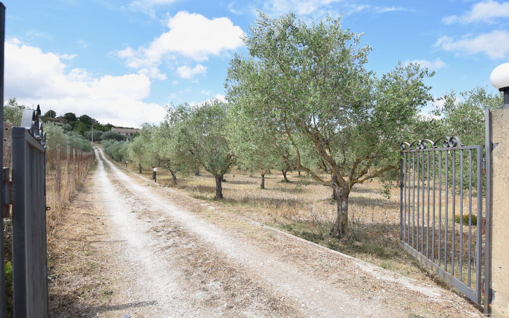 Villa Margi: Autumn, Building Exterior, Spring, Summer