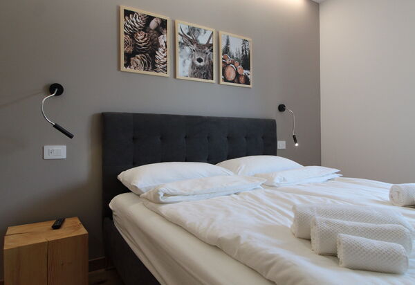 Cimus Home, Bike Retreat: Autumn, Bedroom, Spring, Summer