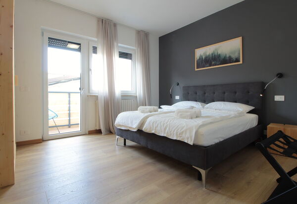 Cimus Home, Bike Retreat: Autumn, Bedroom, Spring, Summer, Winter