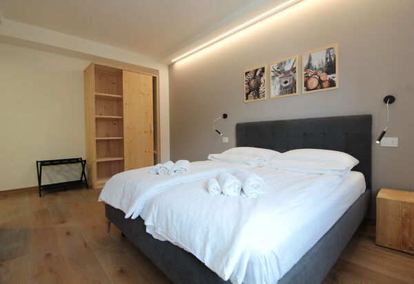 Cimus Home, Bike Retreat: Autumn, Bedroom, Spring, Summer