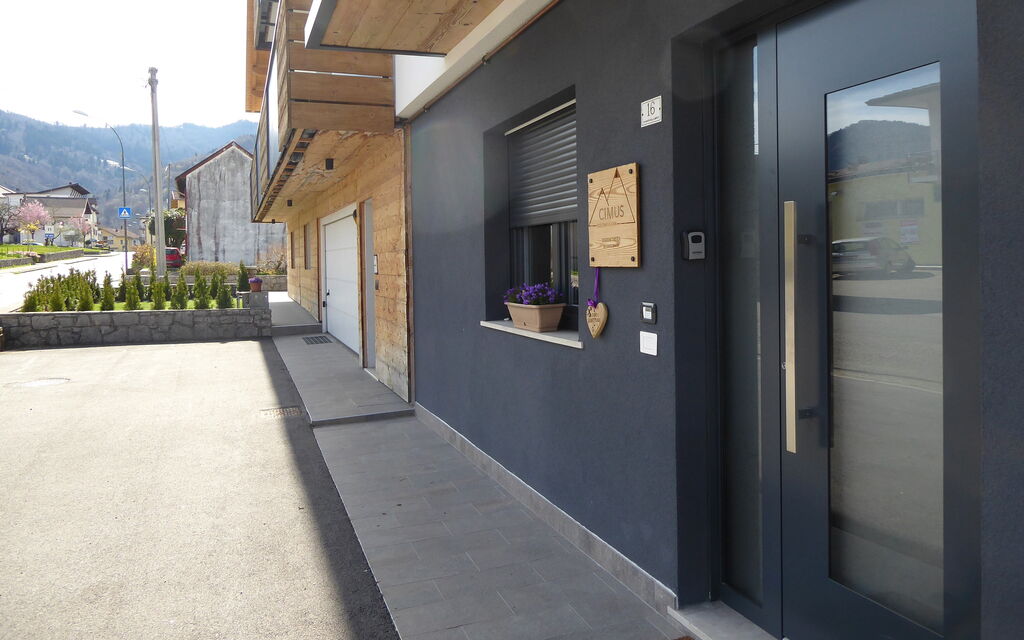 Cimus Home, Bike Retreat: Autumn, Main Entrance, Spring, Summer