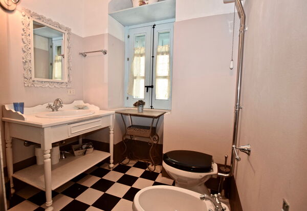 Villa Fontanazza: Autunno, Bagno, Estate, Primavera