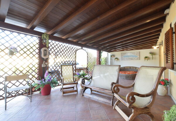 Villa Ina: Autunno, Balcone / Terrazza / Patio, Estate, Primavera