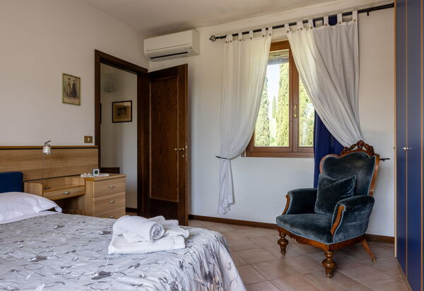 Civico108 Vacation Home, Pool, Castellina in Chianti: Autumn, Bedroom, Spring, Summer