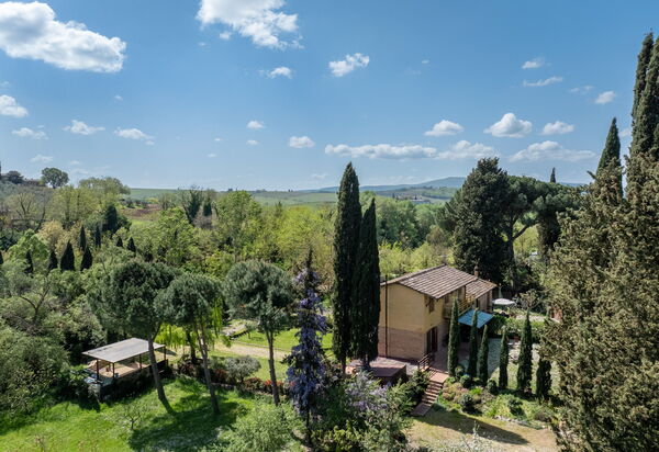 Civico108 Vacation Home, Pool, Castellina in Chianti: Autumn, Building Exterior, Spring, Summer