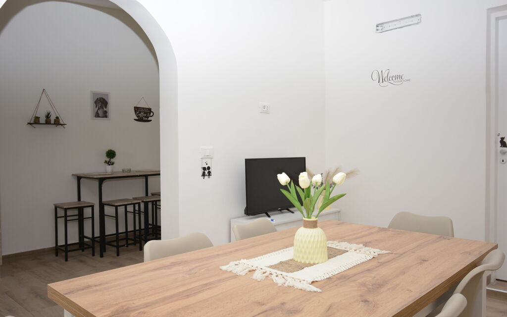 Villa Cosentini: Autunno, Estate, Primavera, Sala da pranzo, Soggiorno