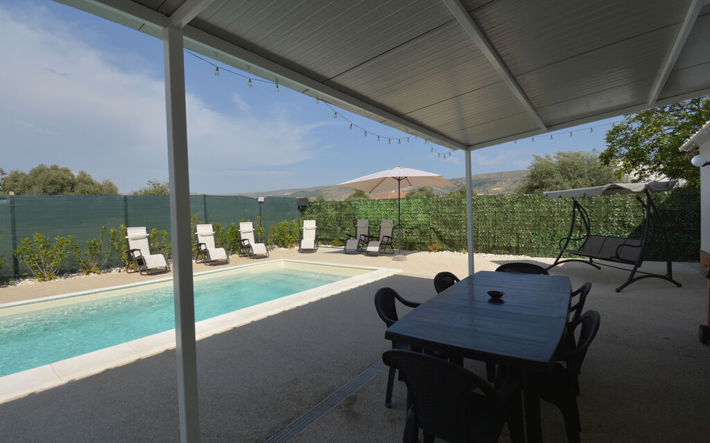 Villa Cosentini: Autunno, Balcone / Terrazza / Patio, Estate, Piscina, Primavera