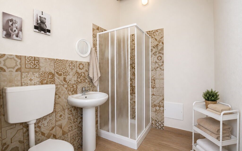 Villa Cosentini: Autumn, Bathroom, Spring, Summer