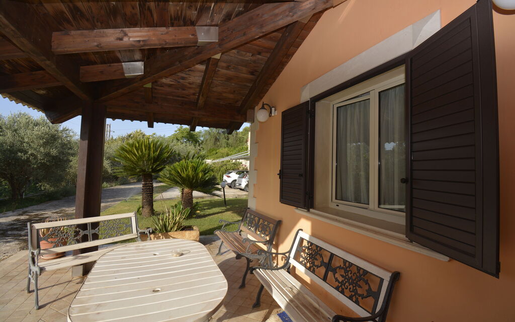 Villa del Monte: all'aperto, Autunno, Balcone / Terrazza / Patio, Estate, Esterni, Giardino, Primavera