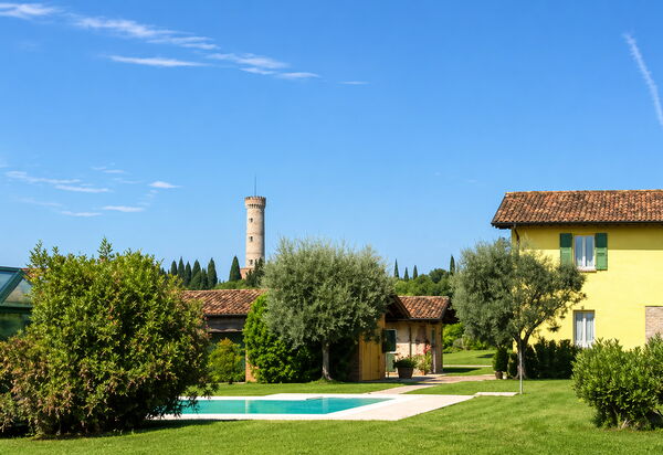 Preseglie Lake Garda: Autumn, Pool, Spring, Summer