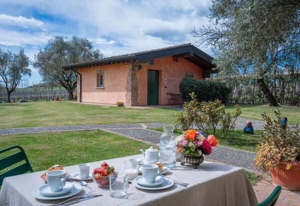 Preseglie Lake Garda: Autumn, Garden, Spring, Summer