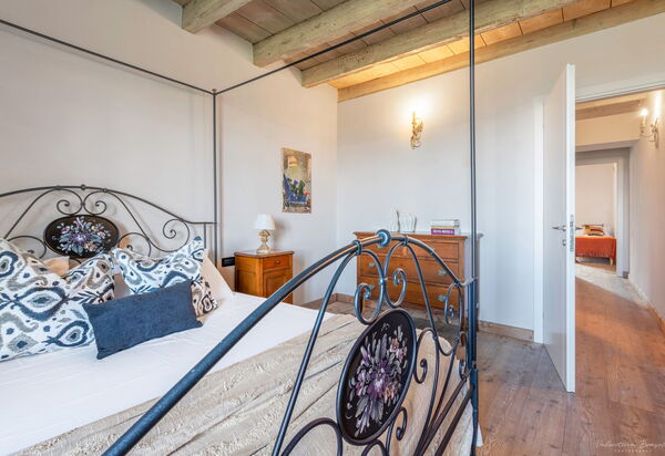 Preseglie Lake Garda: Autumn, Bedroom, Spring, Summer