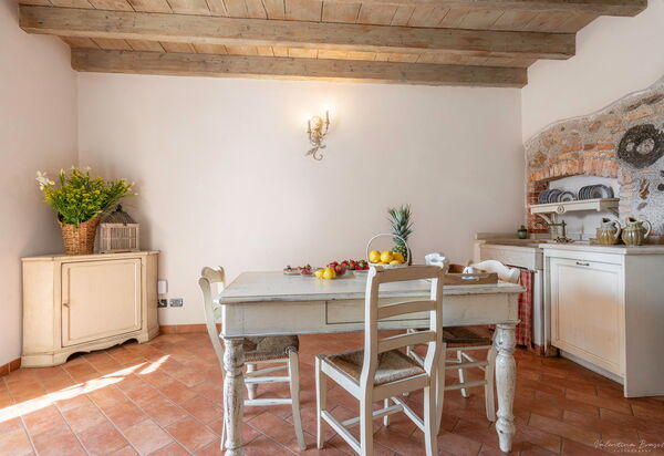 Preseglie Lake Garda: Autumn, Kitchen, Spring, Summer