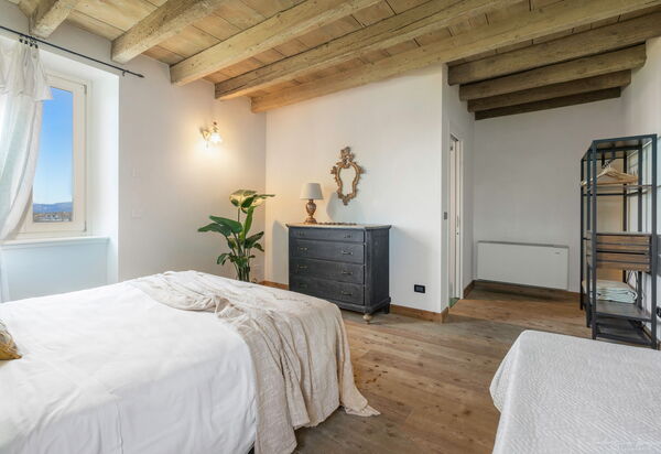 Preseglie Lake Garda: Autumn, Bedroom, Spring, Summer