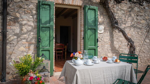 Preseglie Lake Garda: Autunno, Entrata Principale, Estate, Primavera