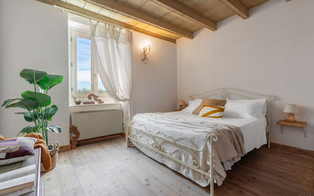 Preseglie Lake Garda - : Autumn, Bedroom, Spring, Summer