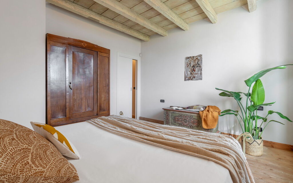 Preseglie Lake Garda - : Autumn, Bedroom, Spring, Summer