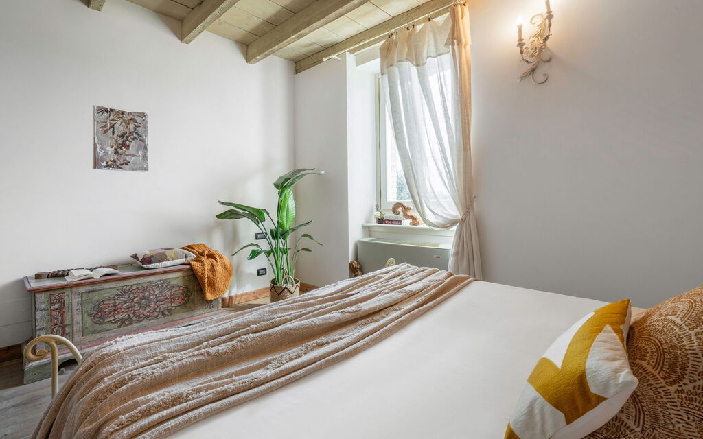 Preseglie Lake Garda - : Autumn, Bedroom, Spring, Summer