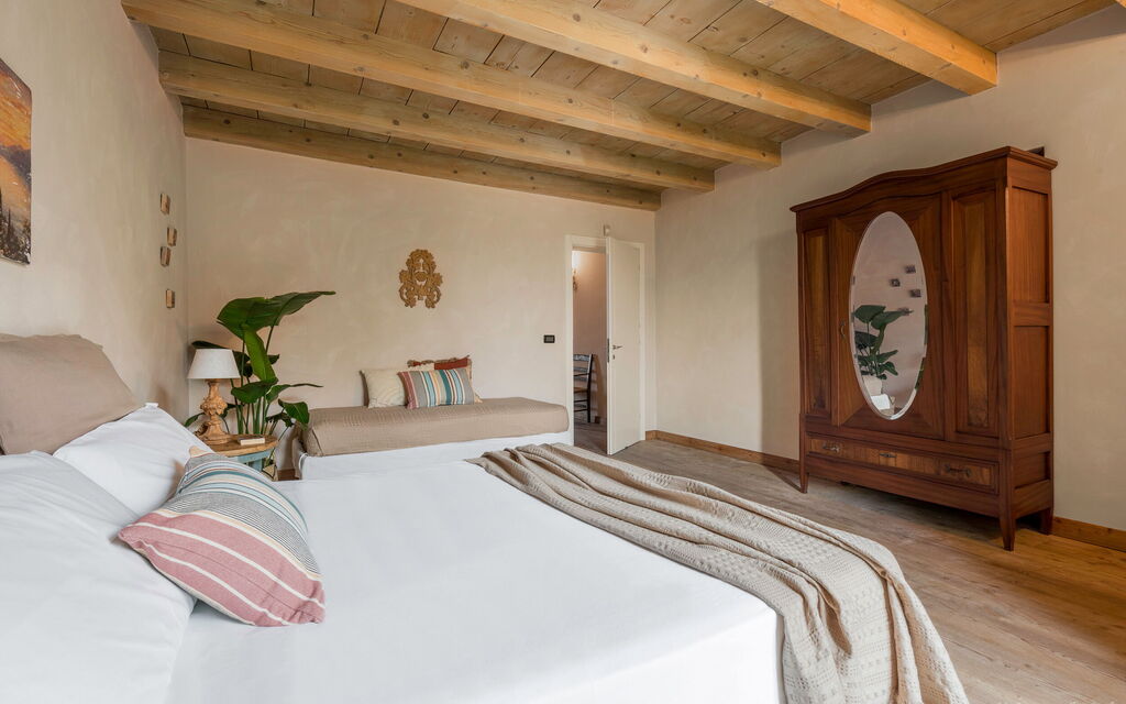 Preseglie Lake Garda - : Autumn, Bedroom, Spring, Summer
