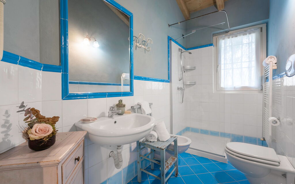 Preseglie Lake Garda - : Autumn, Bathroom, Spring, Summer
