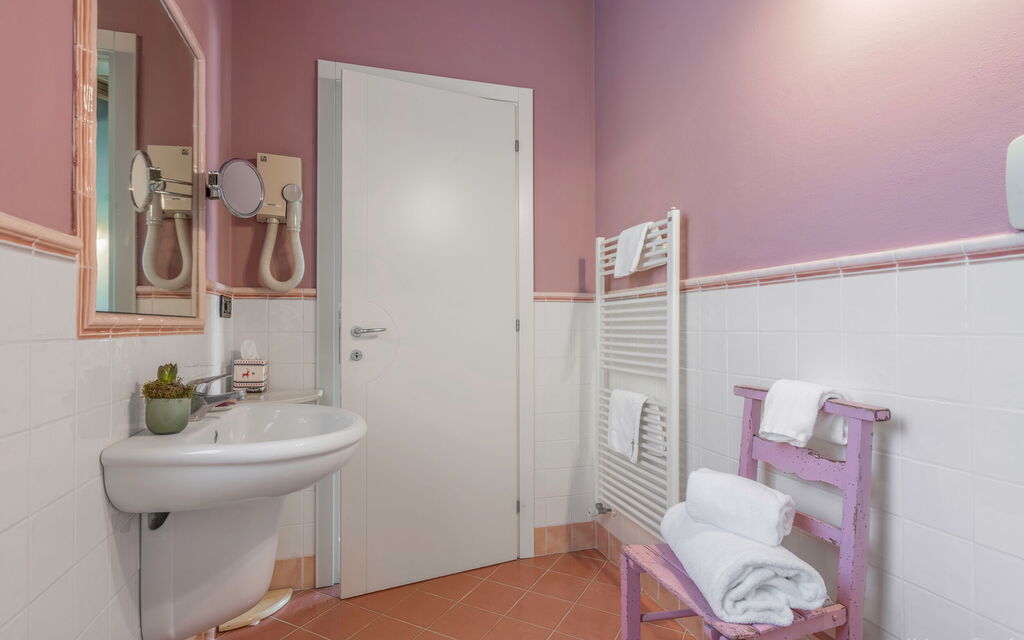 Preseglie Lake Garda - : Autumn, Bathroom, Spring, Summer