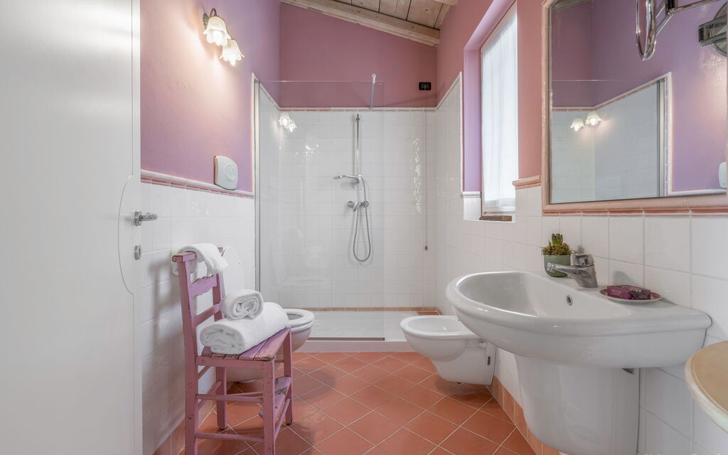 Preseglie Lake Garda - : Autumn, Bathroom, Spring, Summer