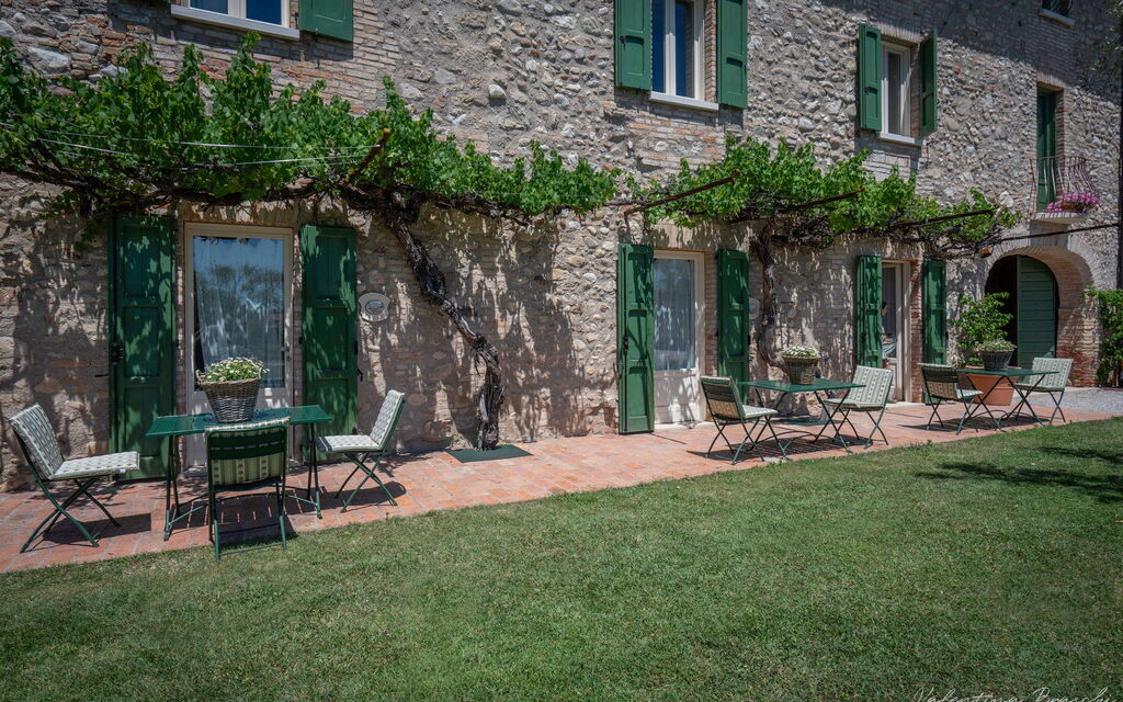 Preseglie Lake Garda: Autumn, Main Entrance, Spring, Summer