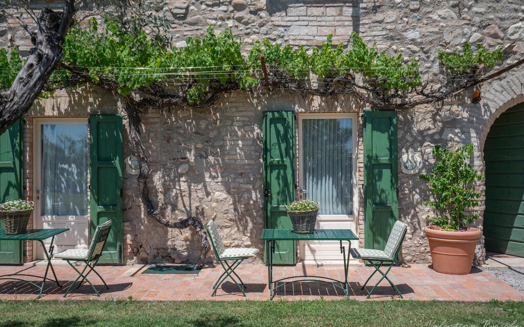 Preseglie Lake Garda: Autumn, Main Entrance, Spring, Summer