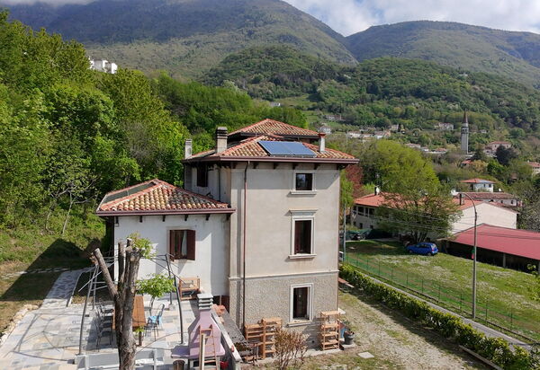 Villa 900 Design & Hills Escape: Autumn, Scenic View, Spring, Summer