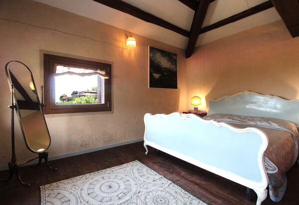 Villa 900 Design & Hills Escape: Autumn, Bedroom, Spring, Summer