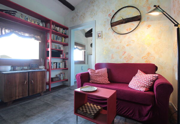 Villa 900 Design & Hills Escape: Autumn, Living Room, Spring, Summer