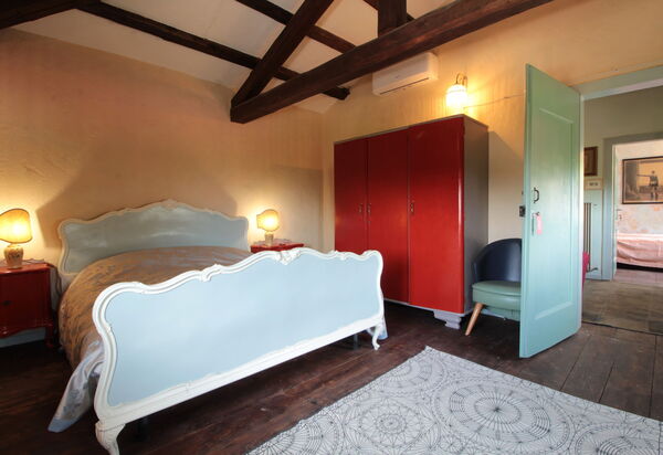 Villa 900 Design & Hills Escape: Autumn, Bedroom, Spring, Summer