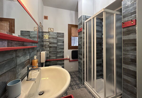 Villa 900 Design & Hills Escape: Autumn, Bathroom, Spring, Summer, Winter