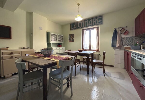 Villa 900 Design & Hills Escape: Autumn, Dining Room, Kitchen, Spring, Summer, Winter