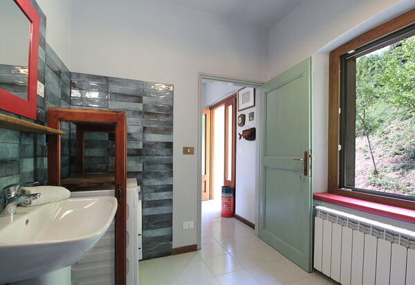 Villa 900 Design & Hills Escape: Autunno, Bagno, Estate, Primavera