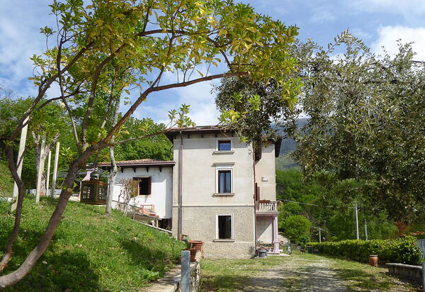 Villa 900 Design & Hills Escape: Autunno, Entrata Principale, Estate, Primavera