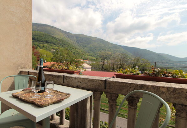 Villa 900 Design & Hills Escape: Autunno, Balcone / Terrazza / Patio, Estate, Primavera