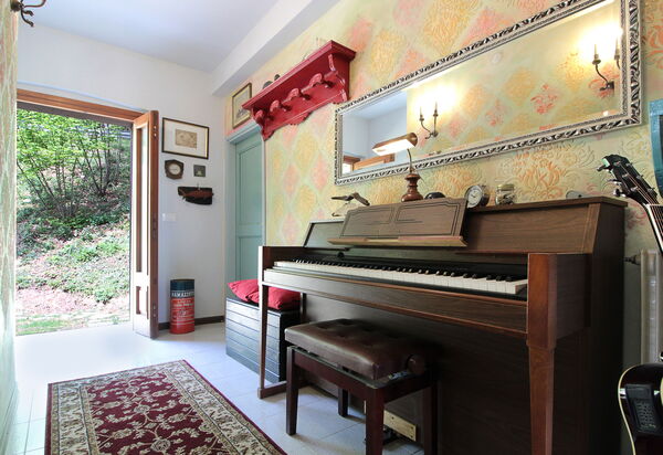 Villa 900 Design & Hills Escape: Autunno, Entrata Principale, Estate, Primavera