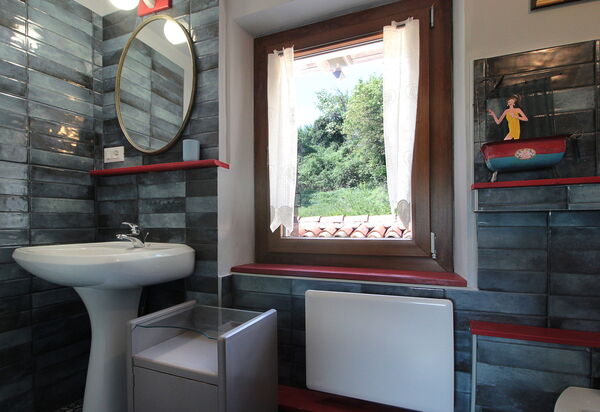 Villa 900 Design & Hills Escape: Autunno, Bagno, Estate, Primavera