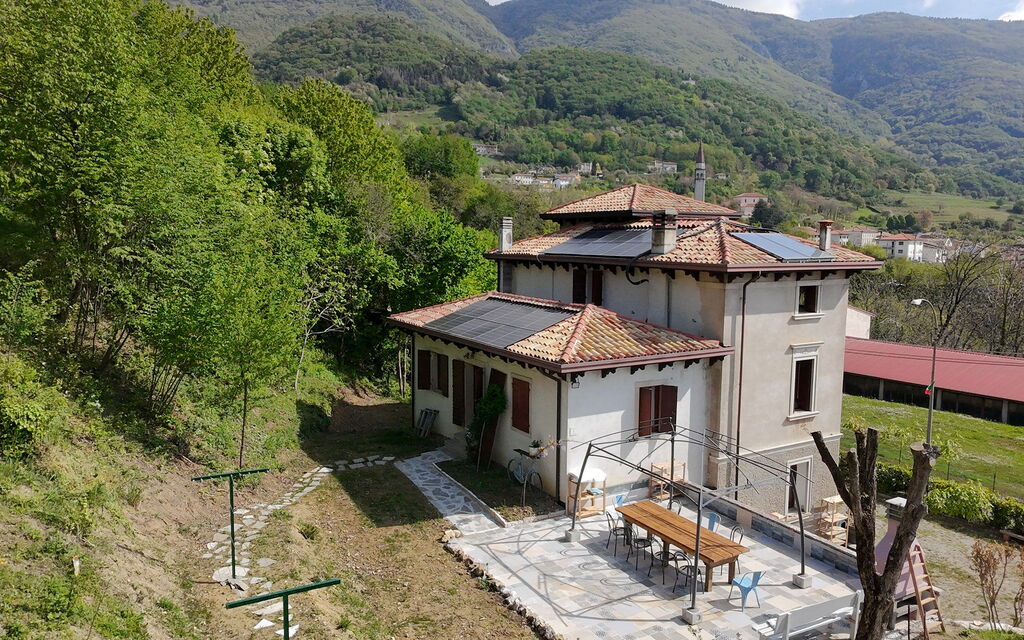 Villa 900 Design & Hills Escape: Autumn, Scenic View, Spring, Summer