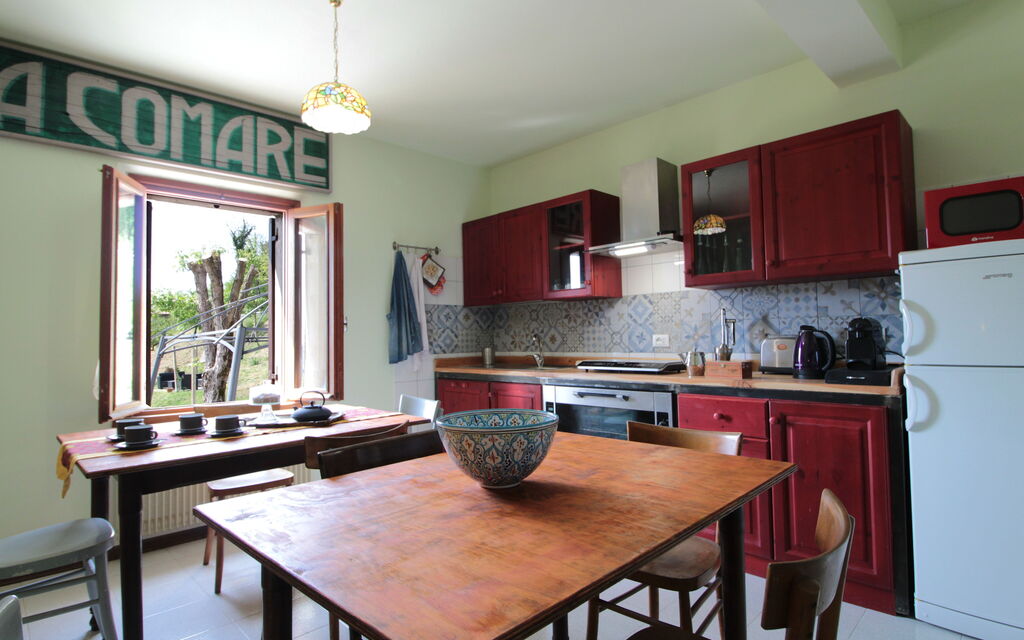 Villa 900 Design & Hills Escape: Autumn, Kitchen, Spring, Summer