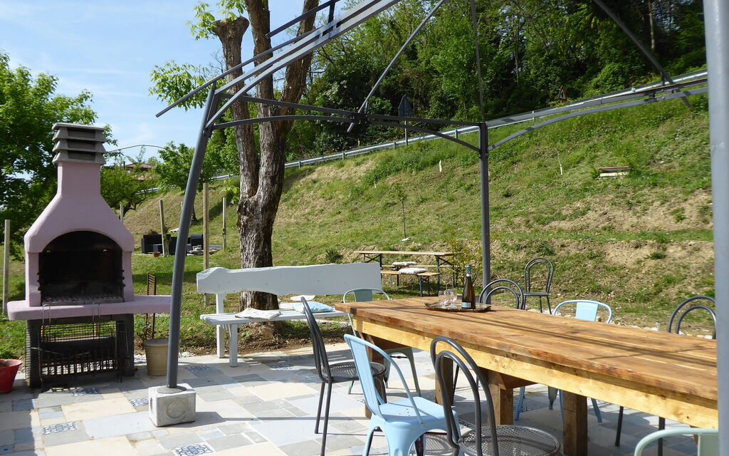 Villa 900 Design & Hills Escape: Autumn, Garden, Spring, Summer