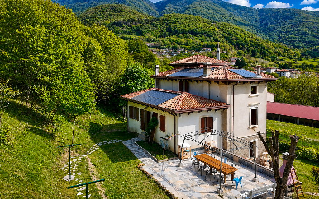 Villa 900 Design & Hills Escape: Autumn, Building Exterior, Spring, Summer