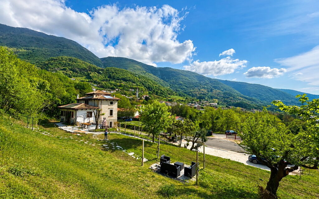 Villa 900 Design & Hills Escape: Autumn, Building Exterior, Spring, Summer