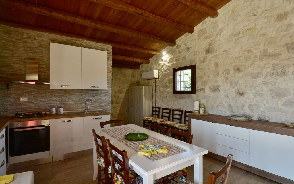 Villa Palmento: Autunno, Cucina, Estate, Primavera, Sala da pranzo