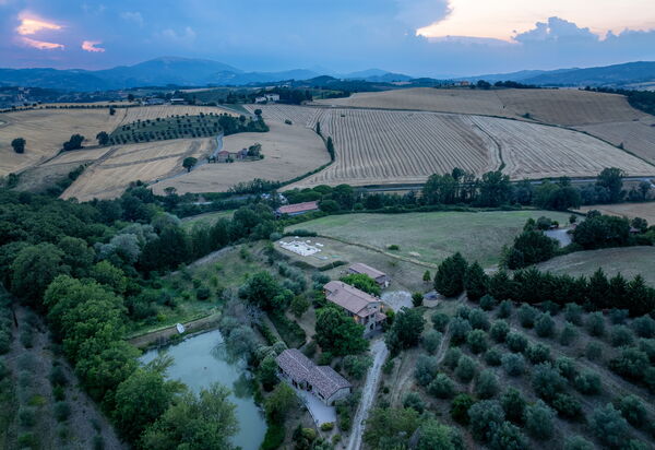 Il Giuncheto Casale Rooms, Pool, Umbrian Countryside: Autumn, Scenic View, Spring, Summer
