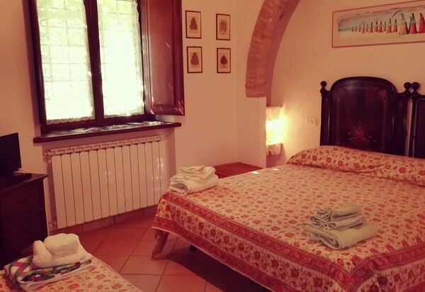 Il Giuncheto Casale Rooms, Pool, Umbrian Countryside: Autunno, Camera da letto, Estate, Primavera