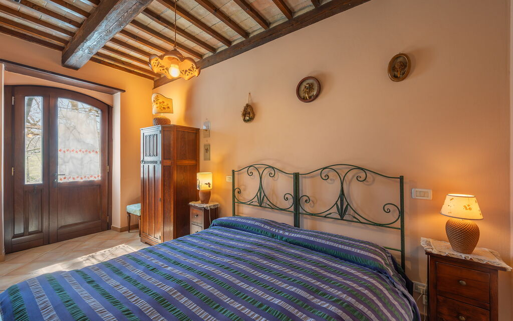 Il Giuncheto Casale Rooms, Pool, Umbrian Countryside - : Autunno, Camera da letto, Estate, Primavera